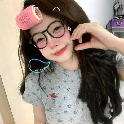 游艇藏春
